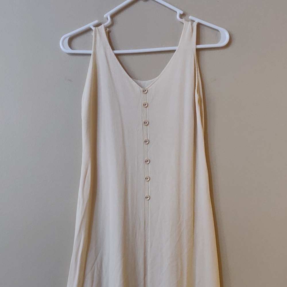 🌠2/$35🌠 NWOT Stretchy Slip/Shift Button Dress